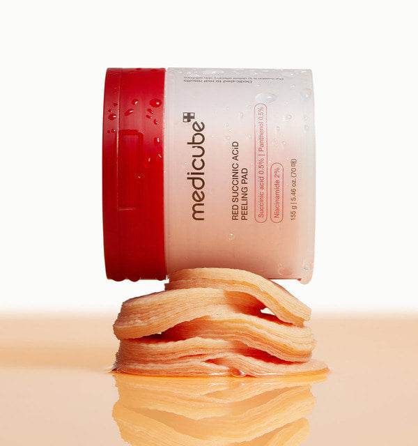 medicube レッドコハク酸ピーリングパッド 155g/70枚 - eonni