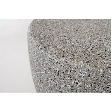 テラゾー柄のサイドテーブル 高さ46cm｜STONE