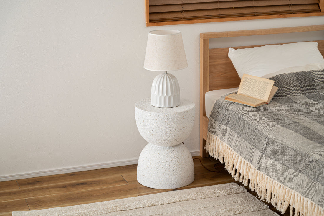 テラゾー柄 Hourglass サイドテーブル