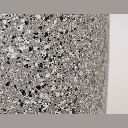 テラゾー柄のサイドテーブル 高さ45cm｜STONE
