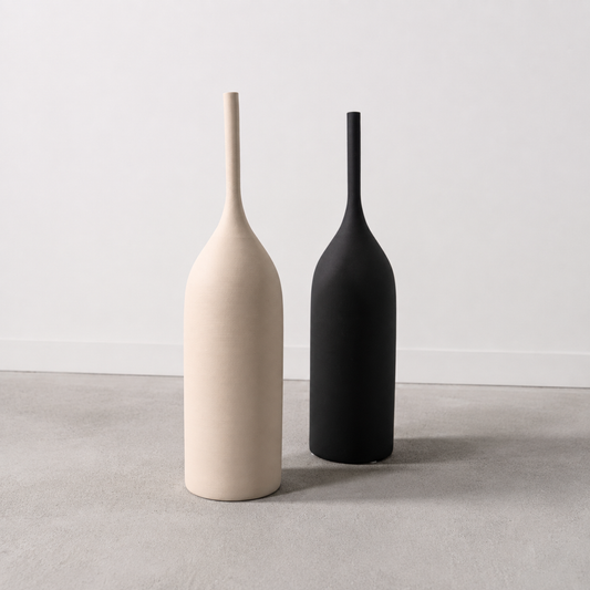 スリムシルエットの ロングフラワーベース F9-409｜form