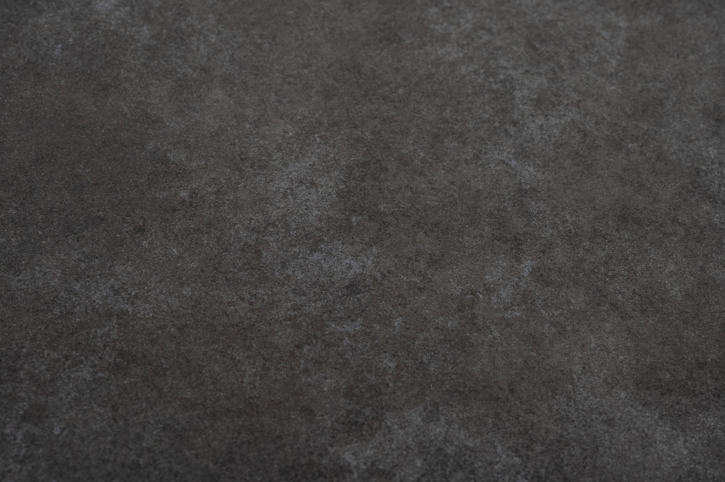 木目が美しいローテーブル ALCHEMILLA｜form