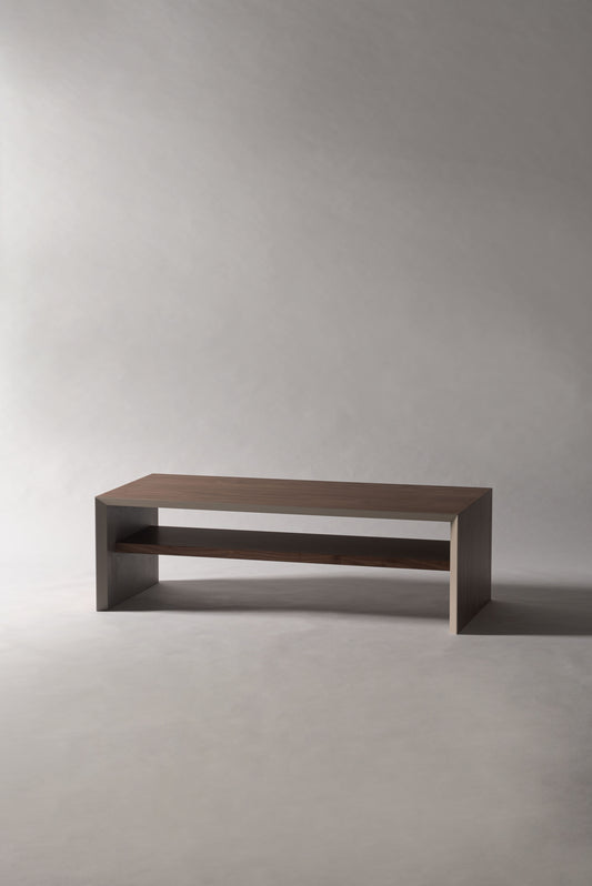 木目が美しいローテーブル ALCHEMILLA｜form