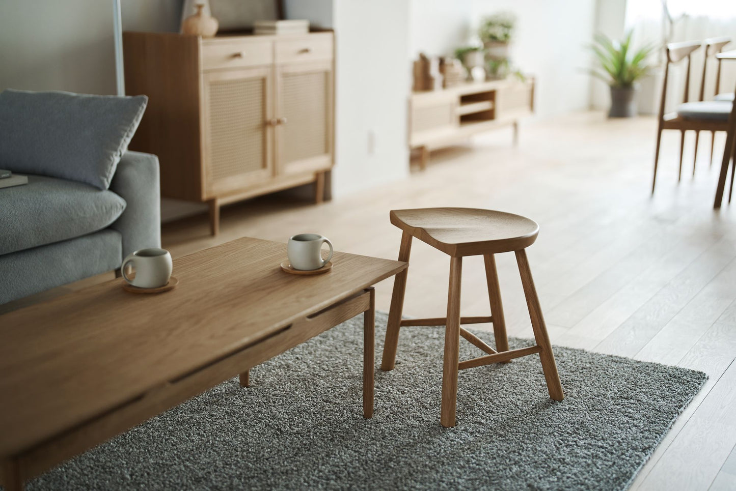 ラタン扉の木製キャビネット GAMOT 幅100cm｜form