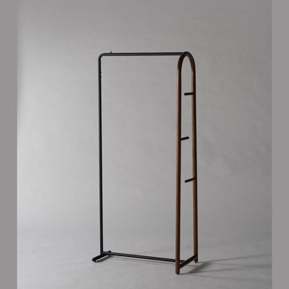 天然木×スチールが美しい、魅せるハンガーラック　SAMARTHA｜form