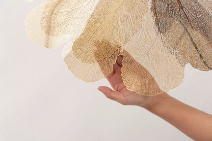 繊細なリーフのシェードが美しいペンダントライト ｜FOLIA