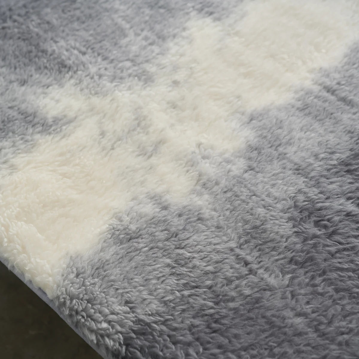 Flood of Light Merino Wool　マットレスパッド【敷パッド】 – シングル｜LOOM&SPOOL