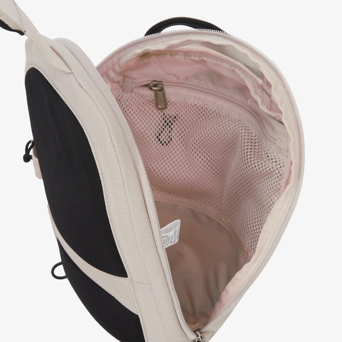 BOREALISスリングバッグ