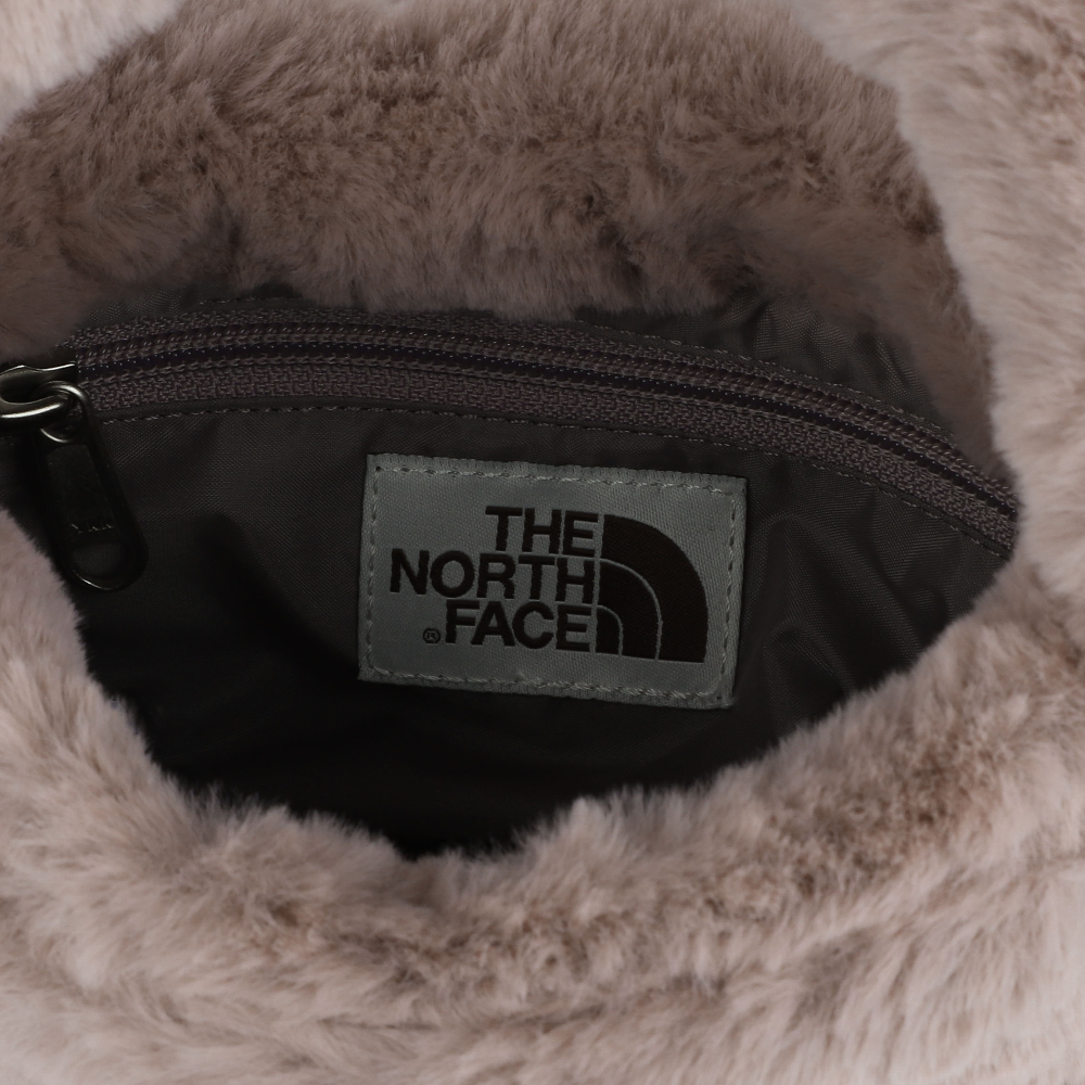 ふんわり質感が可愛い。冬のアクセントになるフェイクファーミニバッグ｜バブリートートバッグMINI_FUR