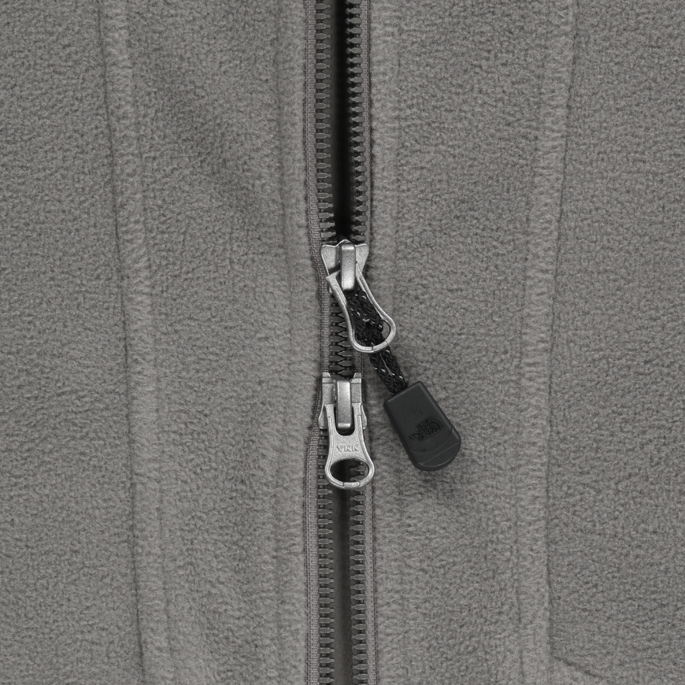 テック感漂う｜LINE-X フリースベスト