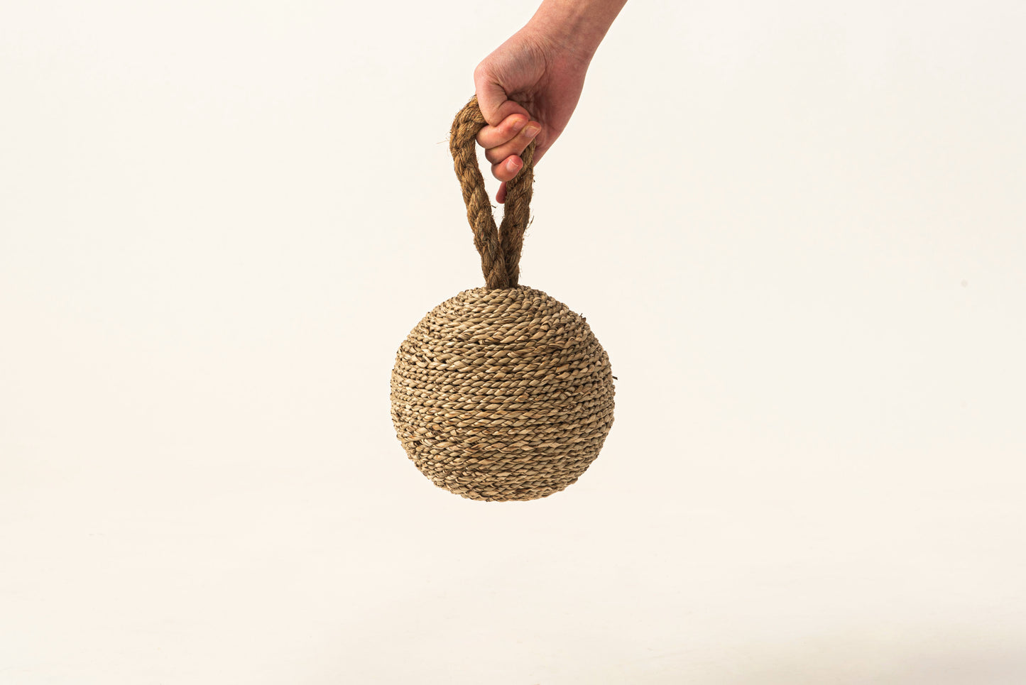 ハンドメイド ココナッツファイバー ドアストッパー｜パンダンリーフ編み