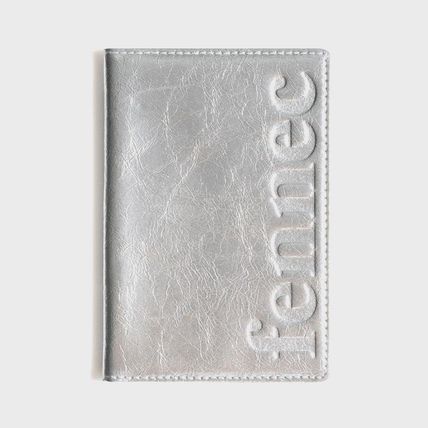 fennec クリンクルパスポートケース