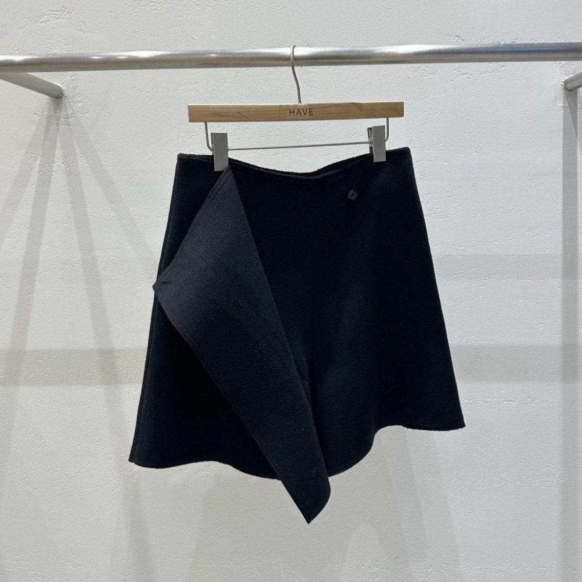 ハンドメイド　ウールスカートパンツ - eonni