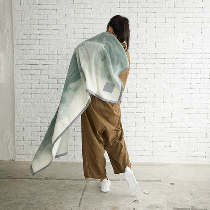 Flood of Light　コットンニューマイヤーブランケット｜LOOM&SPOOL